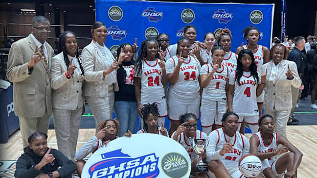 Baldwin Braves Girls Basketball 2024